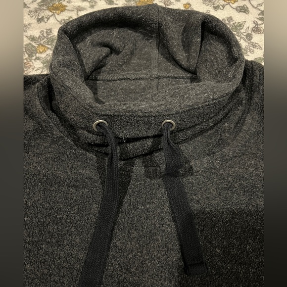 Alo sweatshirt - Picture 3 of 4